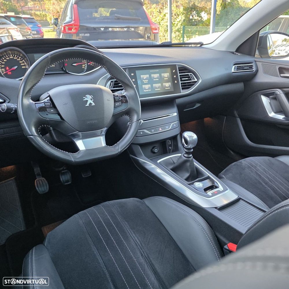 Peugeot 308 SW 1.6 e-HDi Allure J17 - 31