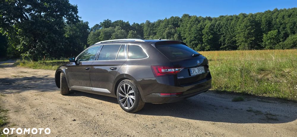 Skoda Superb 2.0 TDI L&K DSG - 19