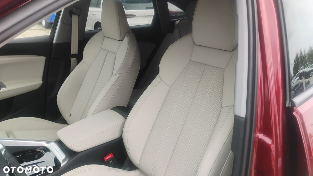 Audi Q5 Sportback - 19