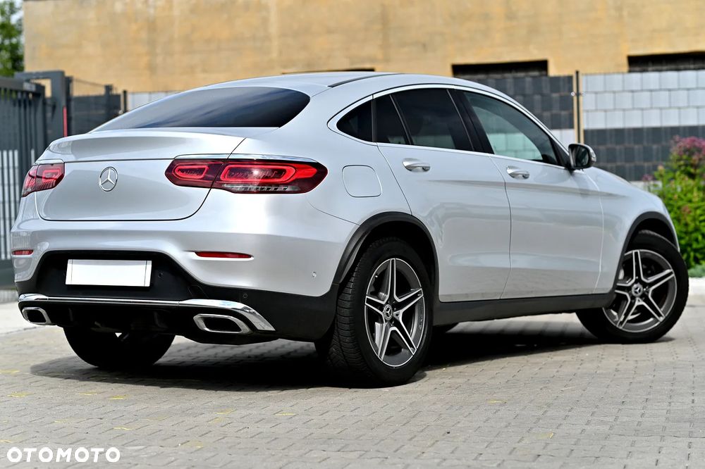 Mercedes-Benz GLC 200 d 4Matic 9G-TRONIC AMG Line - 11