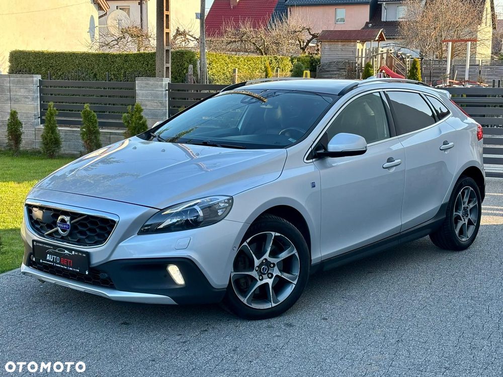 Volvo V40 D4 Drive-E Ocean Race - 2