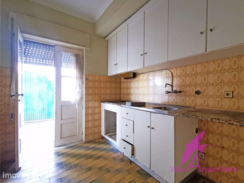 Apartamento T3 a 2 minutos do centro da cidade com garagem. - Grande imagem: 4/13