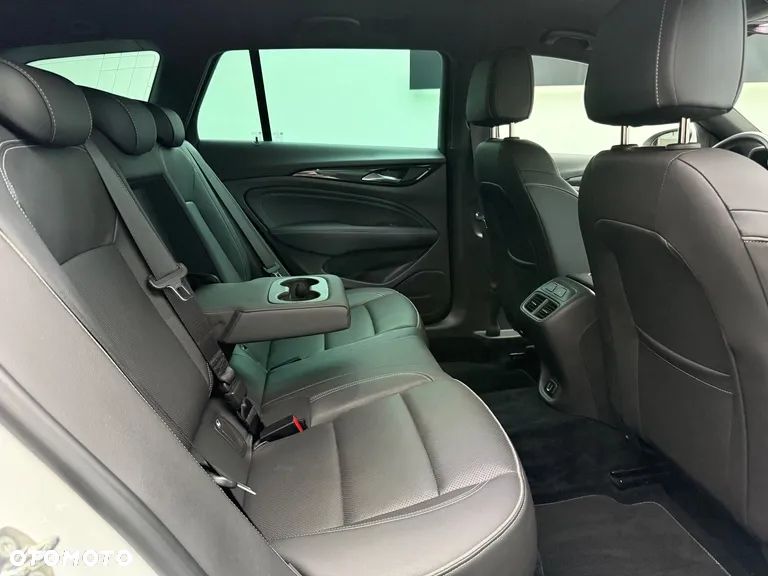 Opel Insignia 2.0 CDTI ecoFLEX Start/Stop Business Innovation - 19