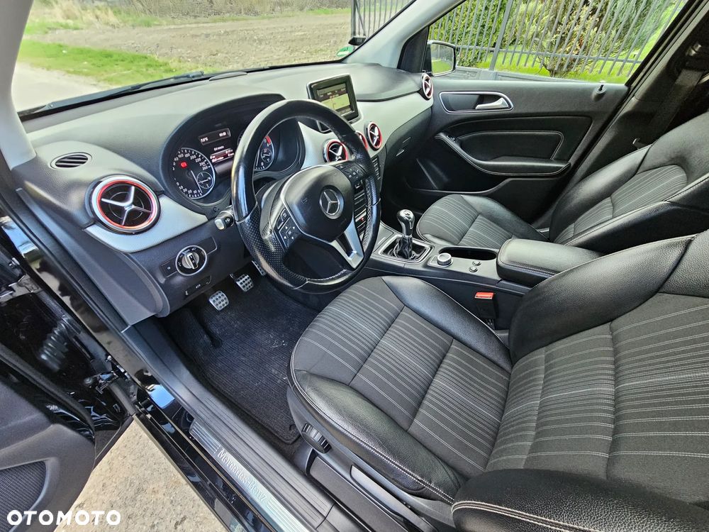 Mercedes-Benz Klasa B 200 CDI (BlueEFFICIENCY) - 11