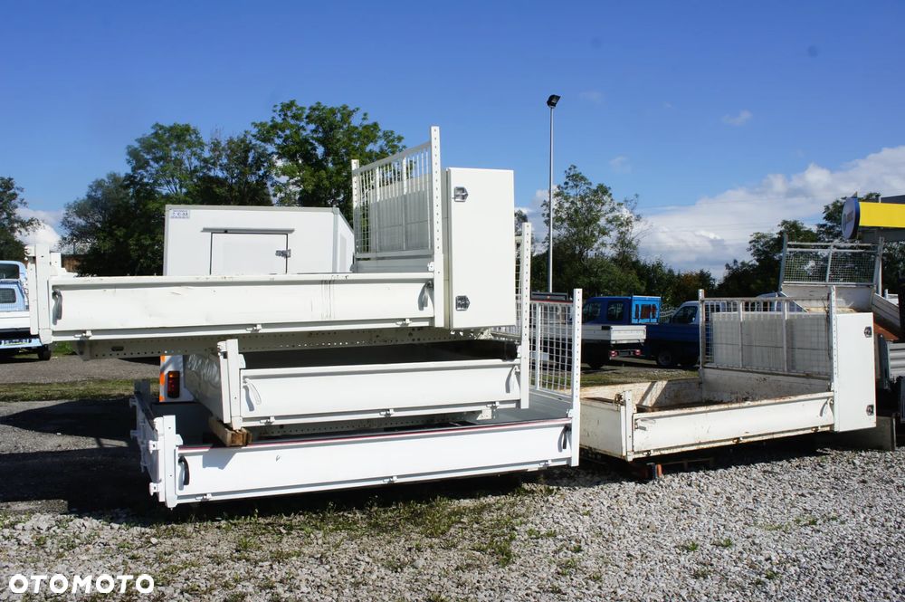 Iveco zabudowa wywrotka skrzynia  plandeka kontener
