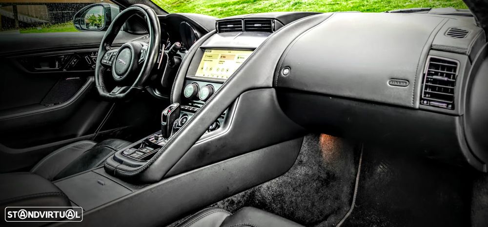 Jaguar F-Type Coupe P300 Aut. R-Dynamic Black - 15