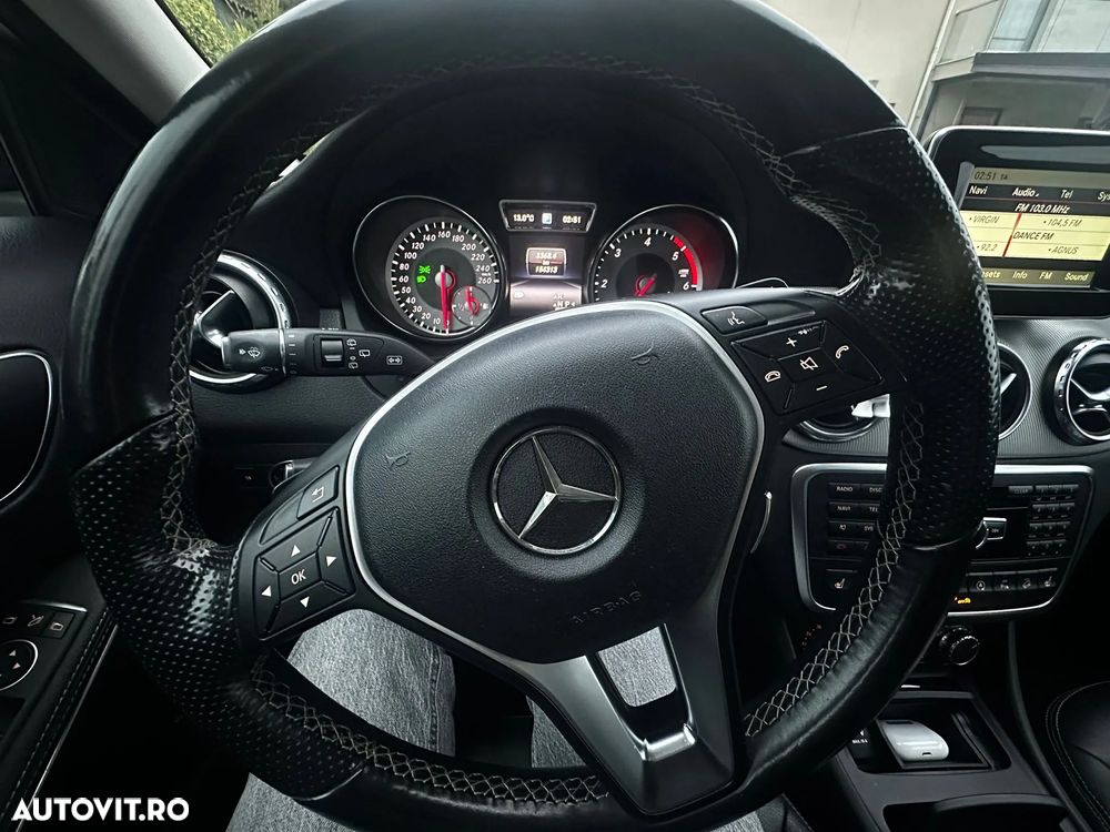 Mercedes-Benz GLA 220 CDI 4MATIC Aut. - 12