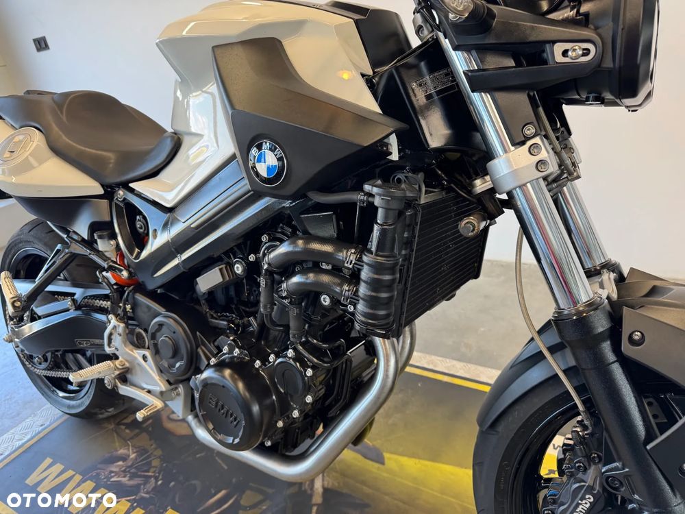 BMW F - 9
