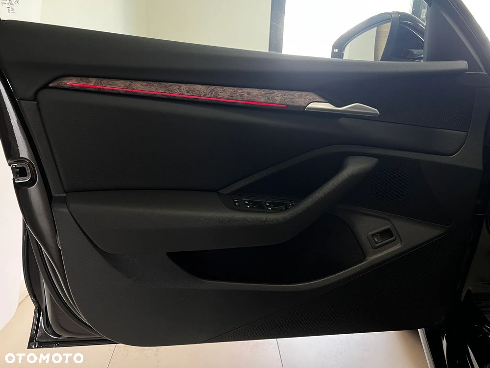 Skoda Superb 2.0 TDI SCR 4x4 L&K DSG - 13