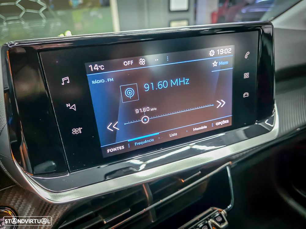 Peugeot 208 1.2 PureTech Allure Pack EAT8 - 26