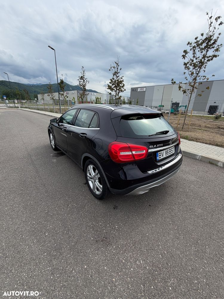 Mercedes-Benz GLA 200 CDI 4MATIC Aut. - 11