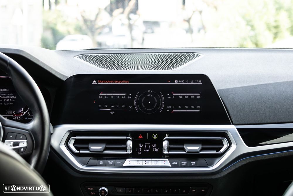 BMW 320 e Line Sport Auto - 37