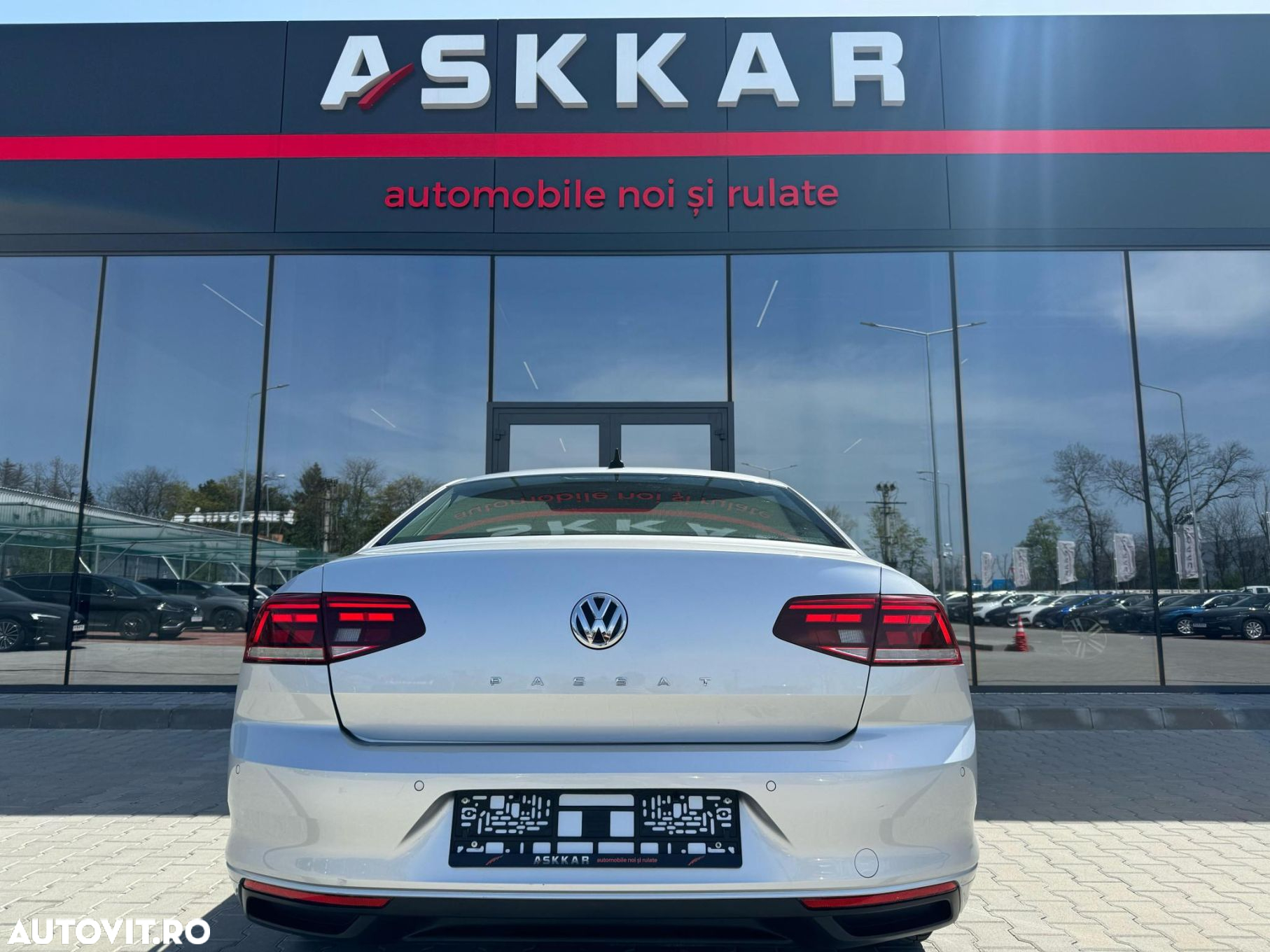 Volkswagen Passat 2.0 TDI DSG Advance - 6