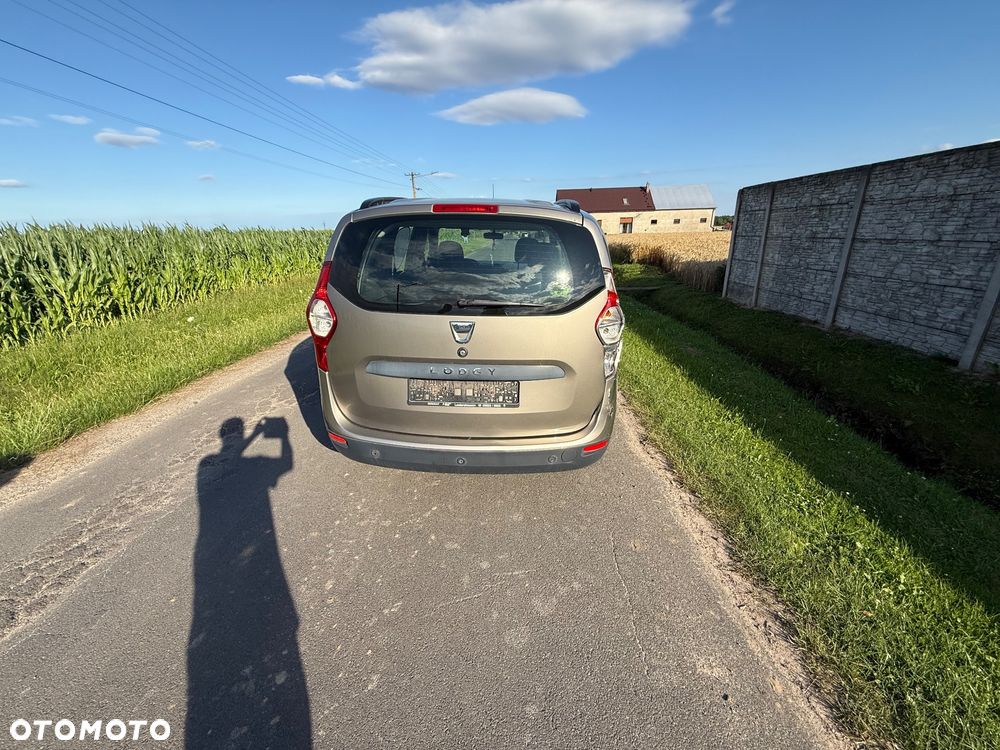 Dacia Lodgy dCi 110 Celebration - 4