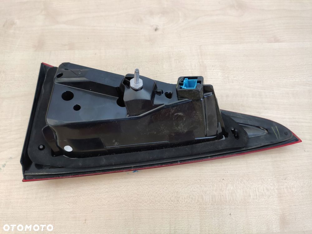mercedes gle w167 lampa led prawy tył a1679062800 - 4