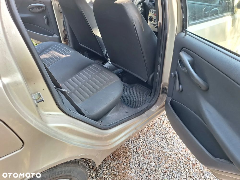 Fiat Punto - 7