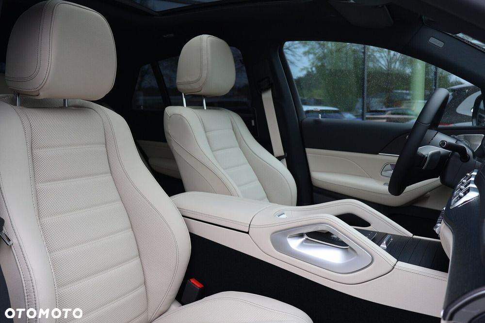 Mercedes-Benz GLE - 11
