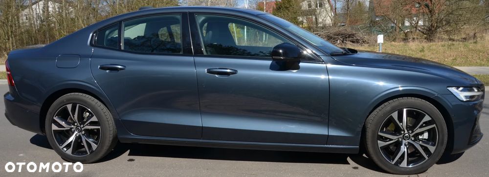 Volvo S60 B5 B R-Design - 10