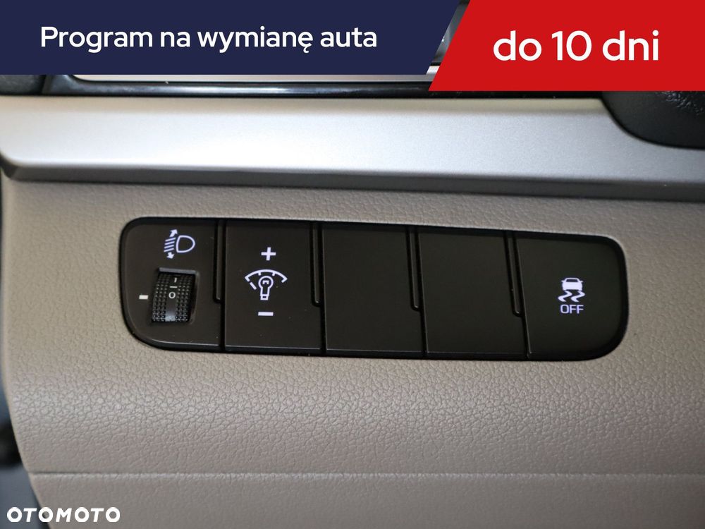 Hyundai Elantra - 18