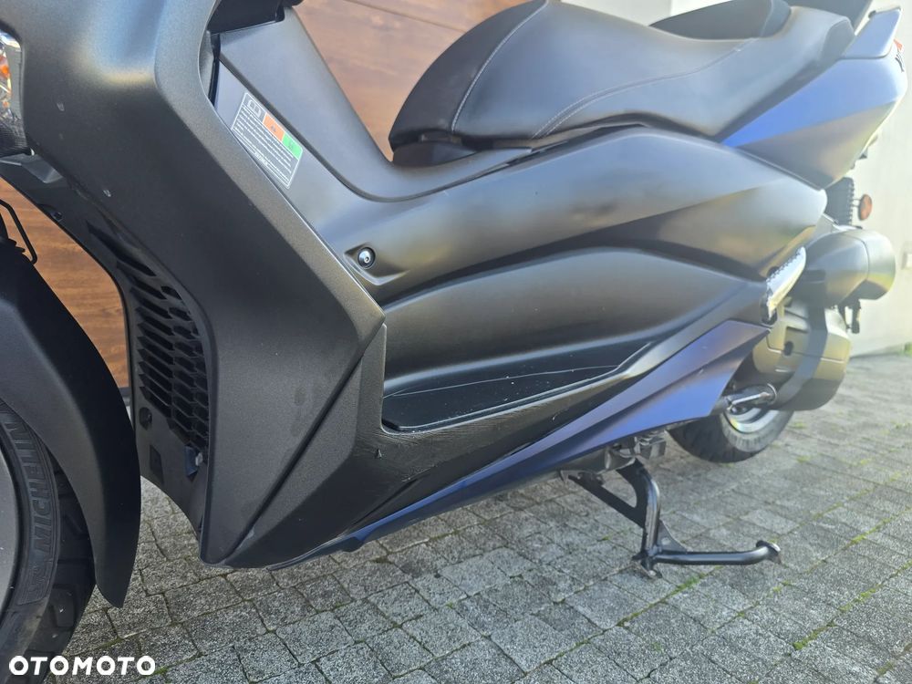 Yamaha X-max - 27