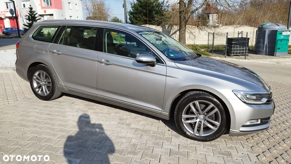 Volkswagen Passat 2.0 TDI SCR DSG Highline - 27