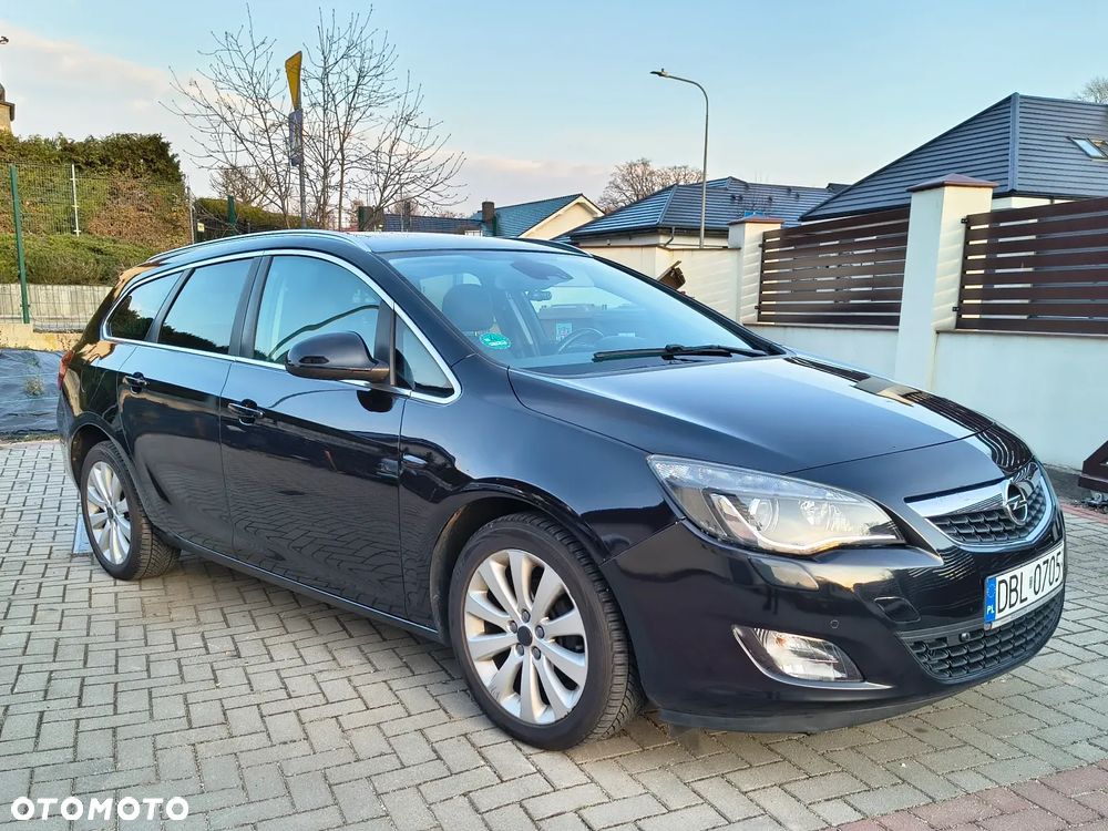 Opel Astra 1.6 Cosmo - 1