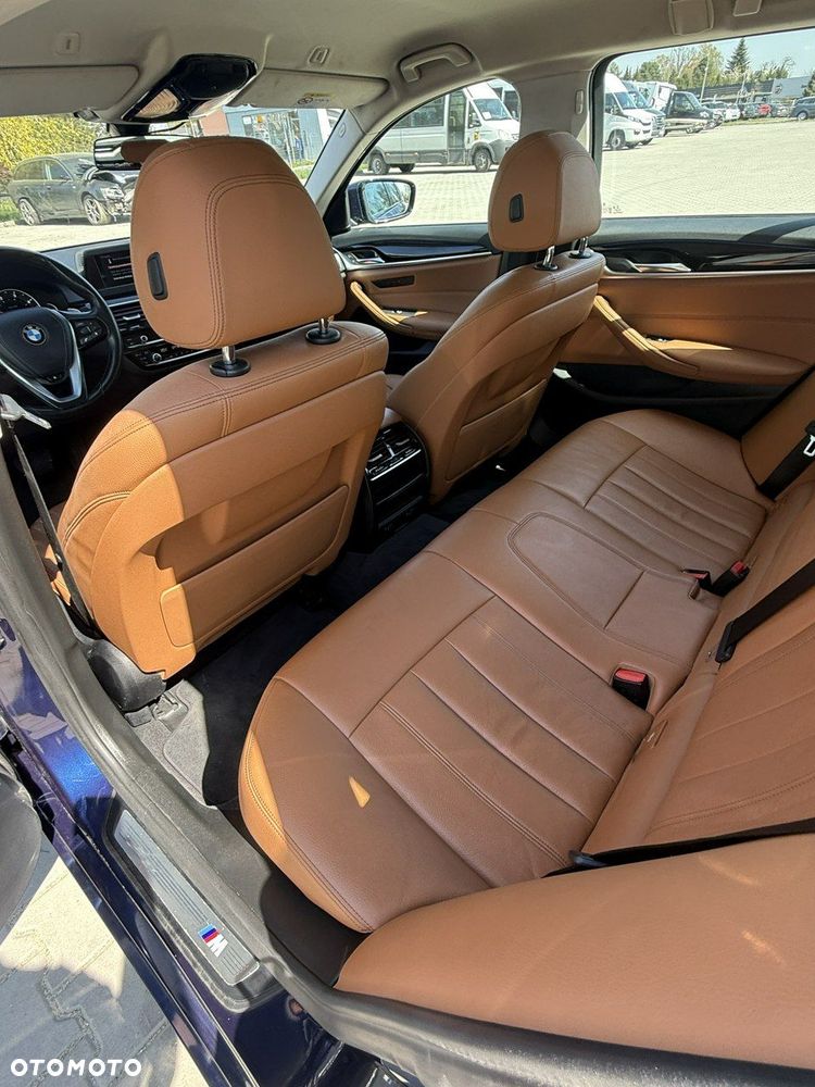 BMW Seria 5 520d M Sport Edition - 7