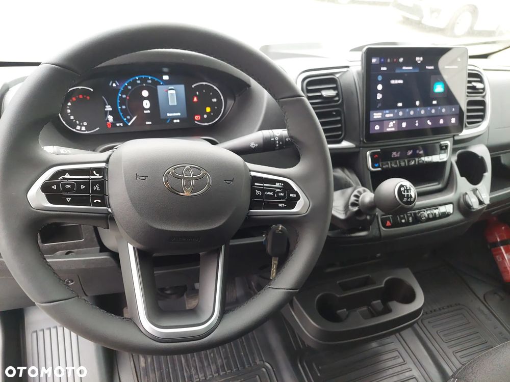 Toyota Proace MAX - 15