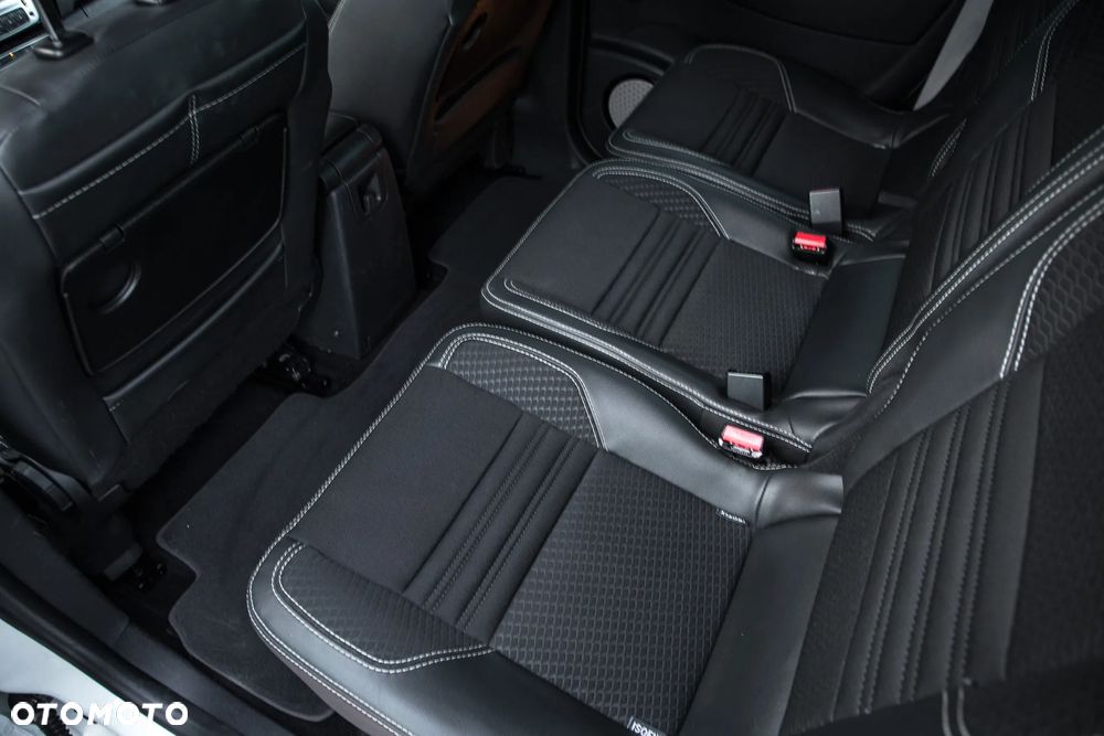 Renault Grand Scenic ENERGY TCe 130 BOSE EDITION - 17