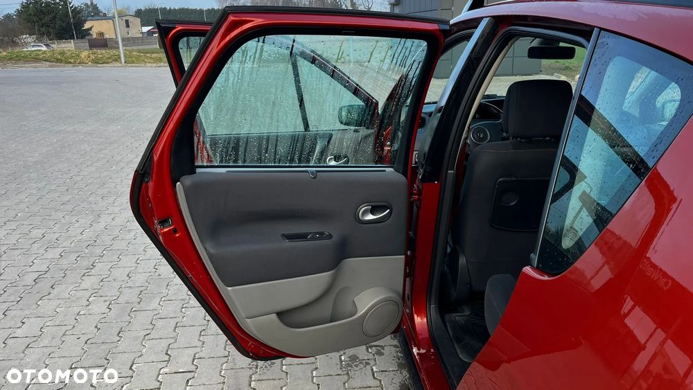 Renault Scenic 1.9 dCi FAP Conquest - 15