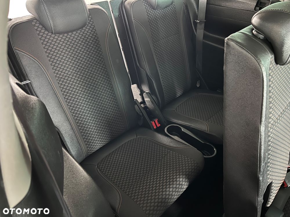 Opel Zafira - 29