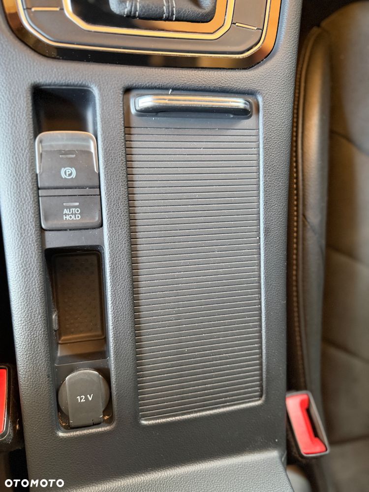 Volkswagen Arteon 2.0 TSI R-Line DSG - 22