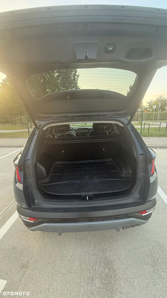 Hyundai Tucson 1.6 T-GDi HEV Platinum 4WD - 16