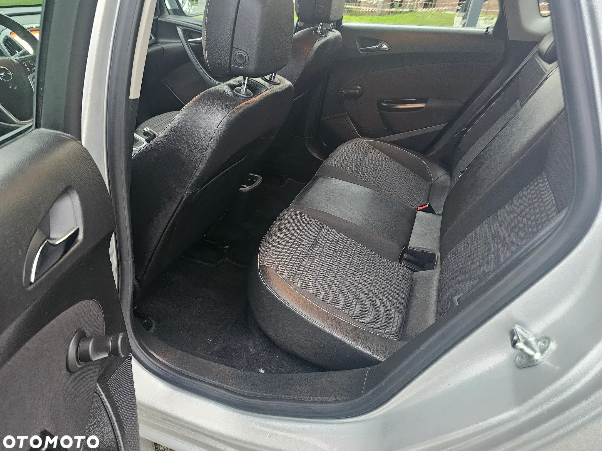 Opel Astra IV 1.4 Enjoy - 10