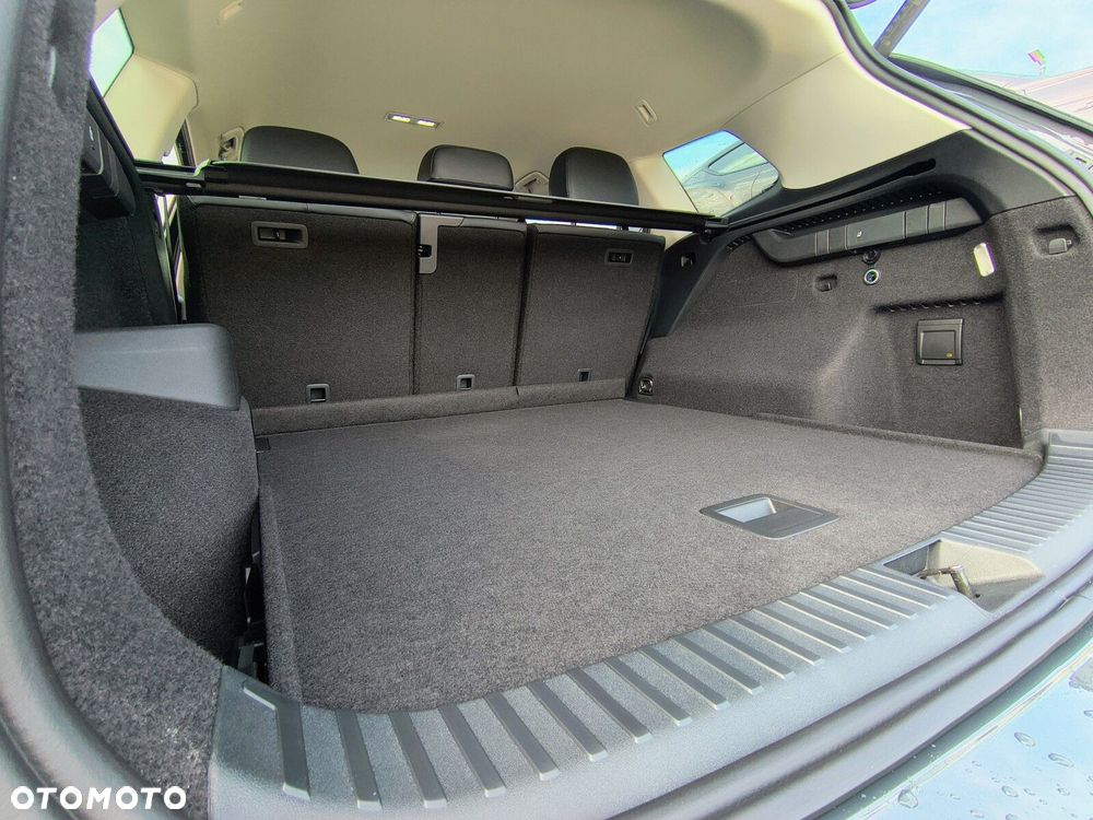Volkswagen Tayron 1.5 eTSI mHEV Life Plus DSG - 33