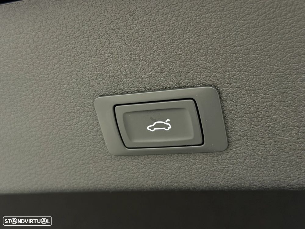 Audi Q8 e-Tron Sportback 55 quattro S line - 37