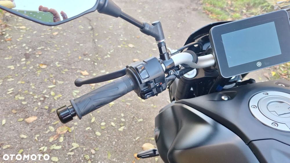 Yamaha MT - 16