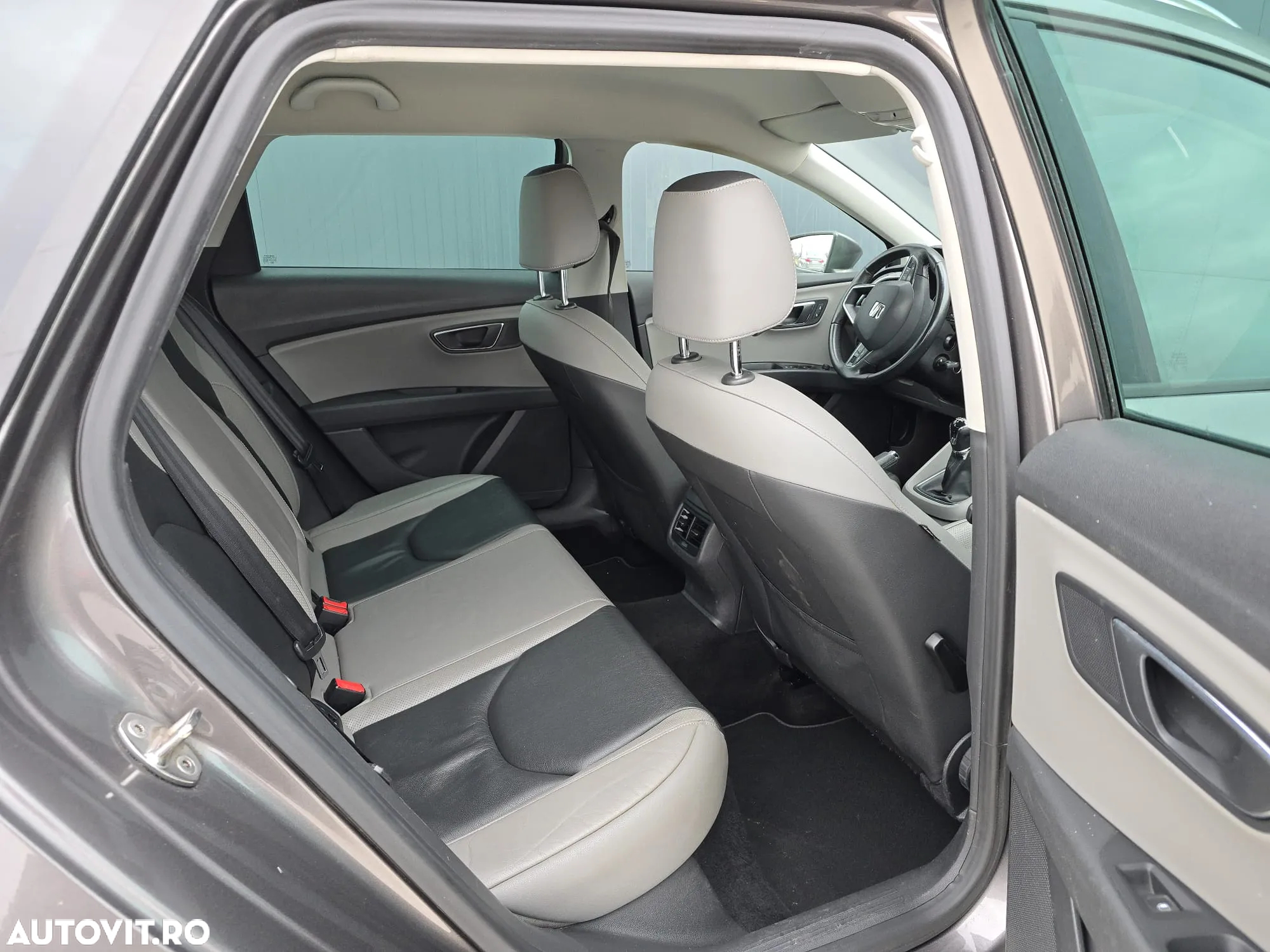 Seat Leon 1.6 TDI Start&Stop Ecomotive Style - 9