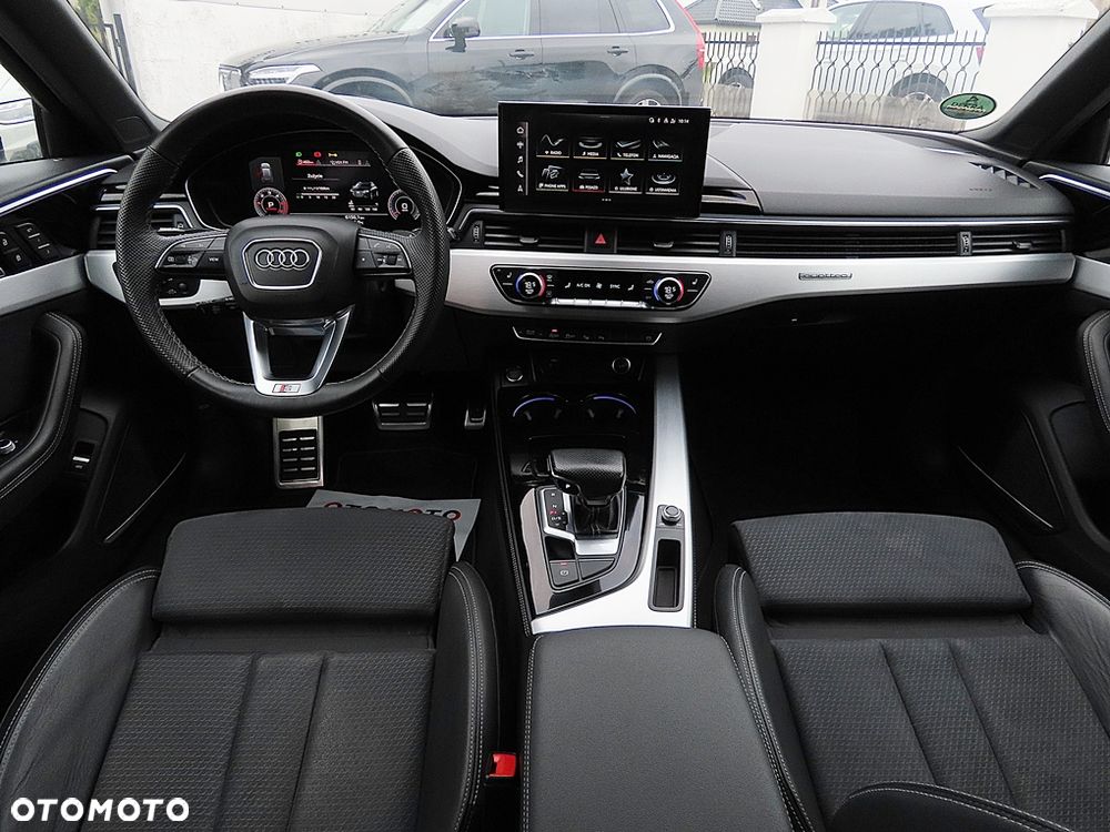 Audi A4 Avant 40 TDI quattro S tronic S line - 40