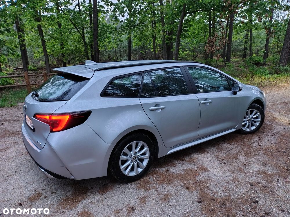 Toyota Corolla 1.8 Hybrid Comfort - 2