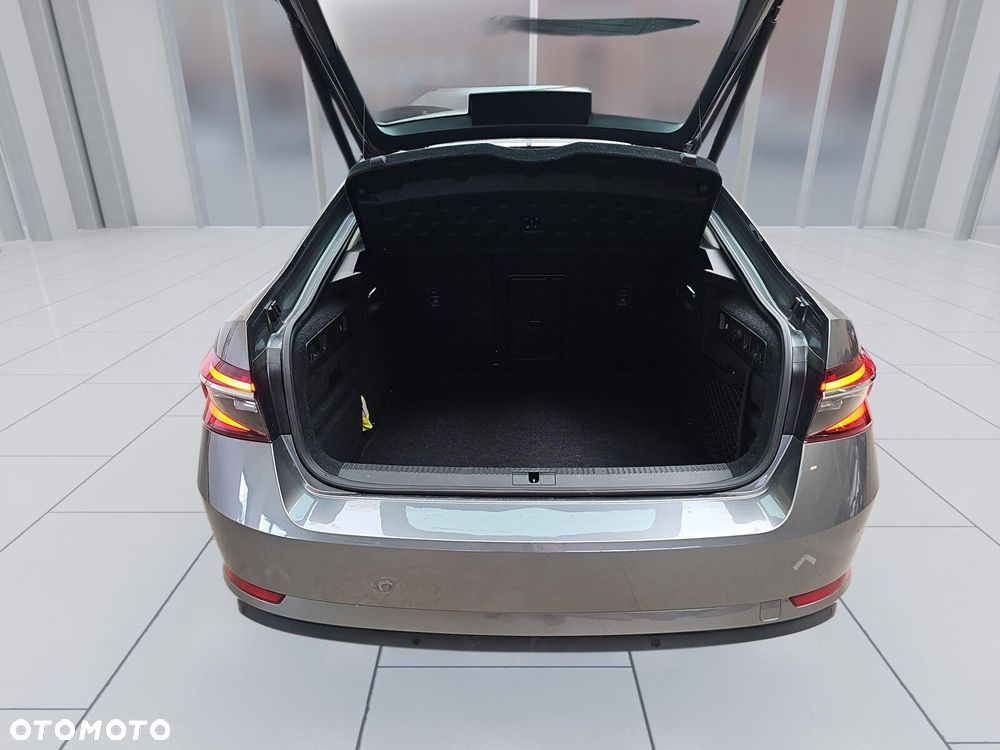 Skoda Superb 2.0 TSI Style DSG - 21