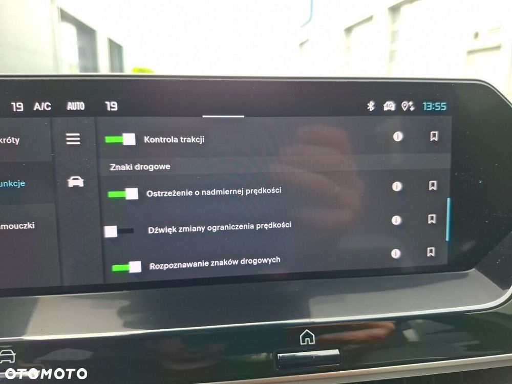 Citroën C4 1.2 PureTech Max S&S EAT8 - 25