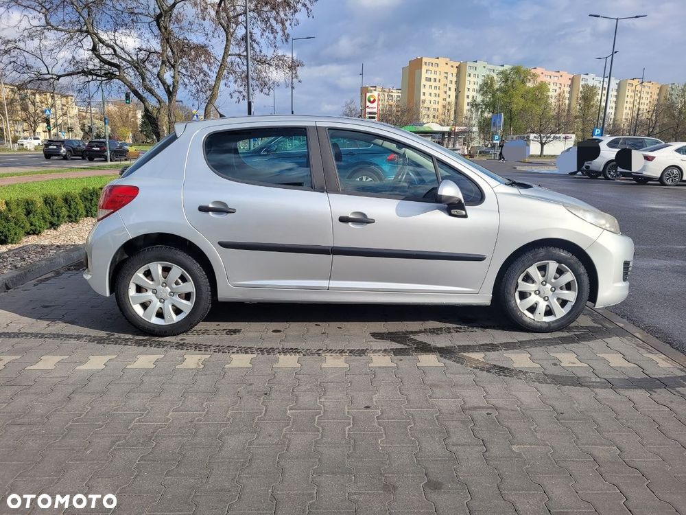 Peugeot 207 1.4 Trendy - 4