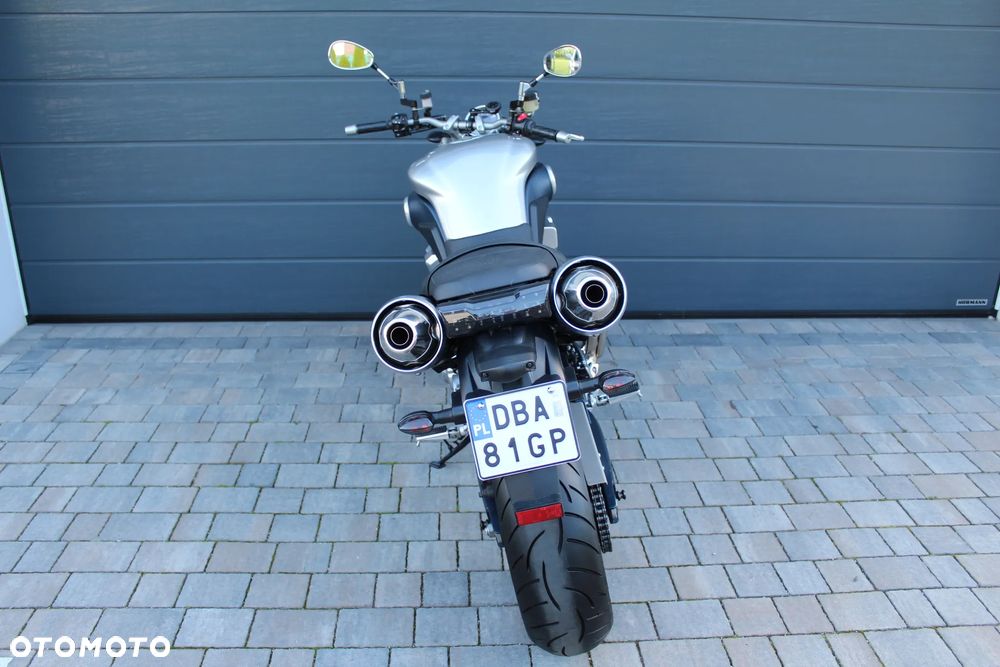 Yamaha MT - 20
