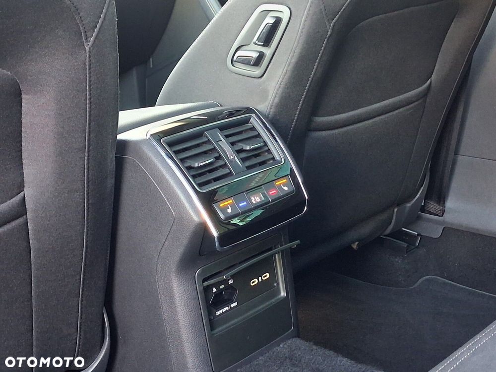 Skoda Superb 2.0 TSI Style DSG - 31