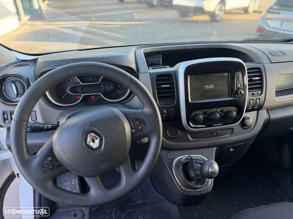 Renault trafic - 9