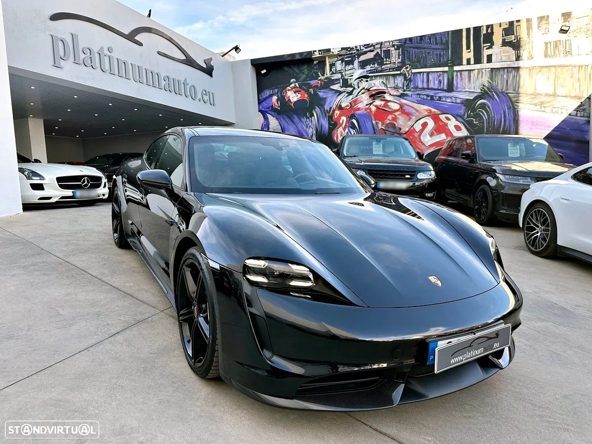 Porsche Taycan Turbo S - 1