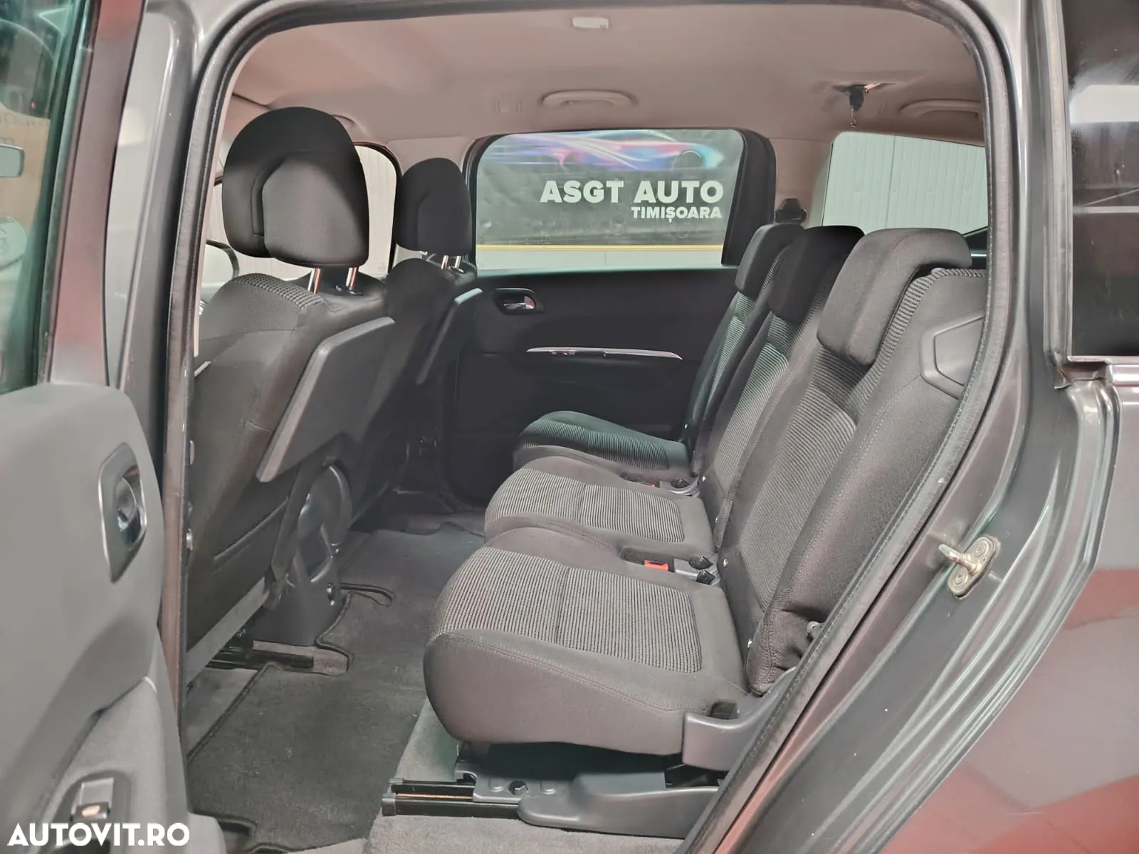 Peugeot 5008 - 16