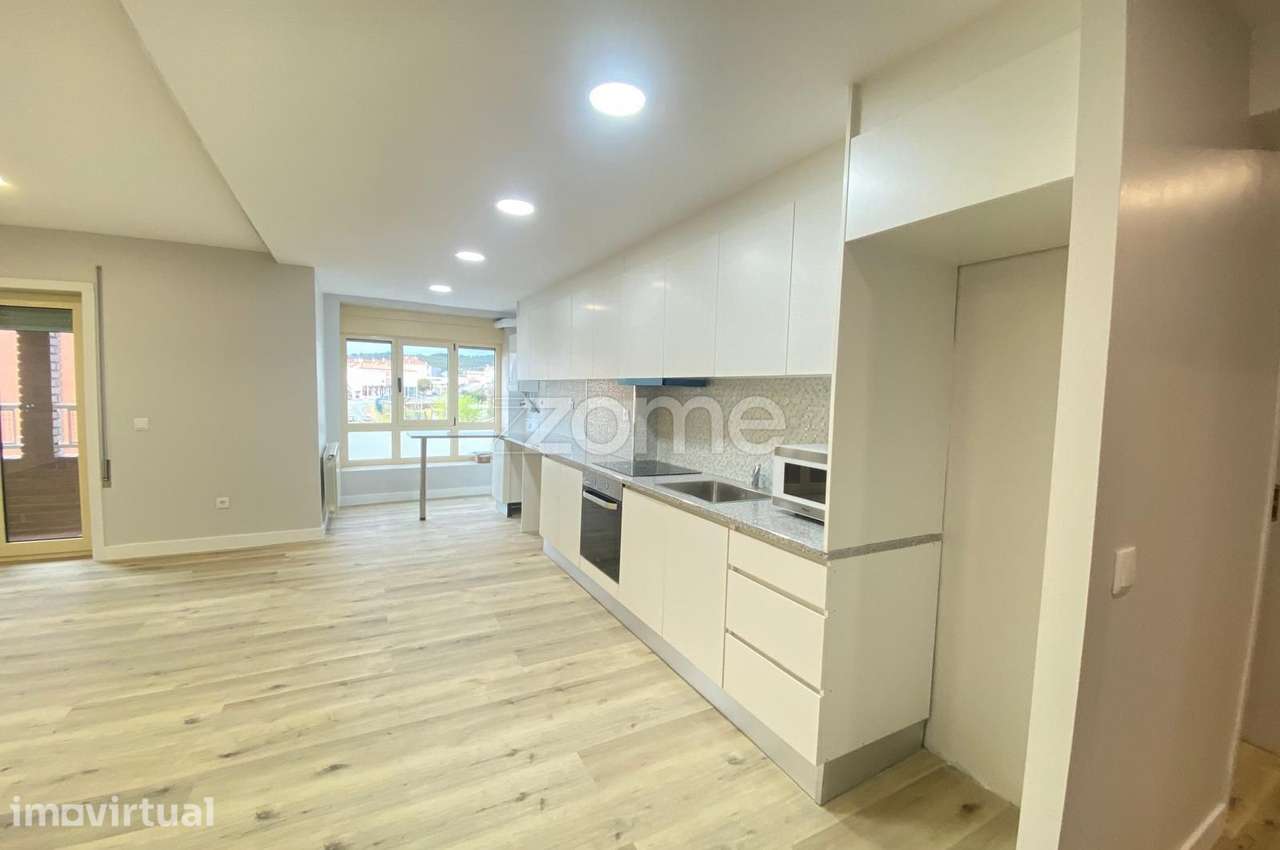 Apartamento Renovado T3 com Vista Panorâmica em Chaves - Grande imagem: 2/16