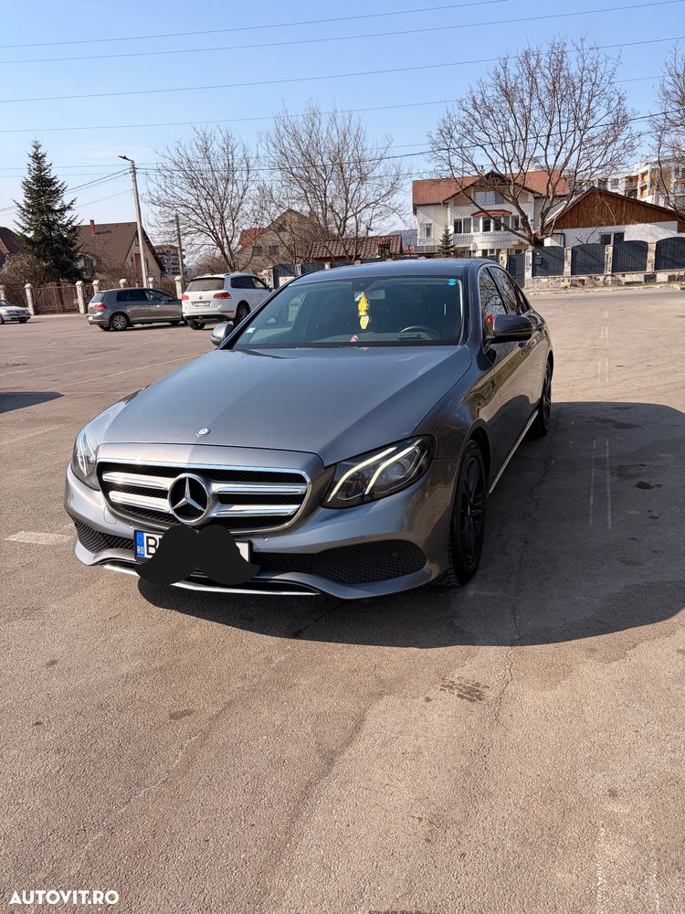 Mercedes-Benz E 220 d 9G-TRONIC - 1